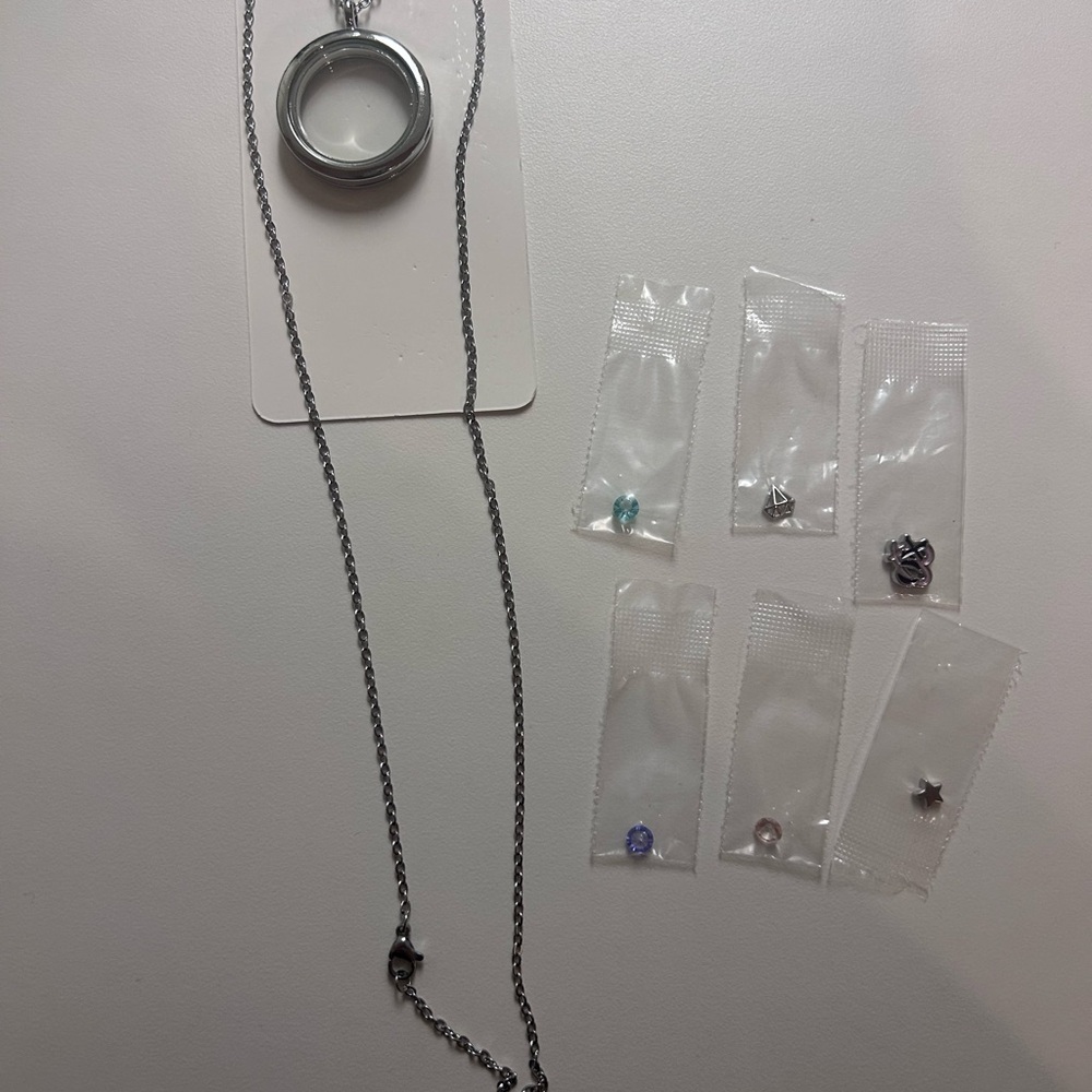 EFFY Silver Necklace - Picture 2 of 2